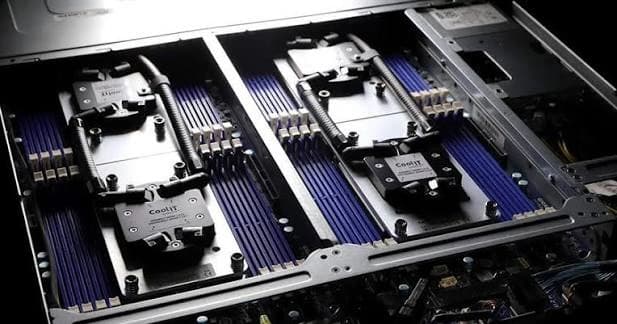 GIGABYTE Cold-Plate DLC Loop Kit